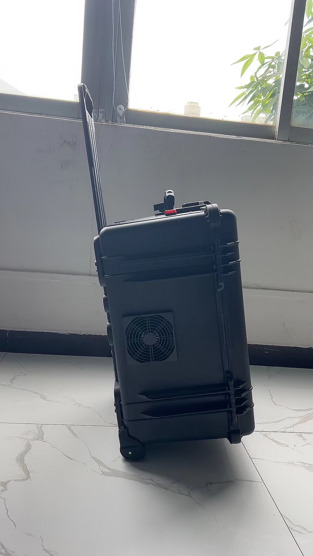 小榄镇手拉箱型移动通信干扰器